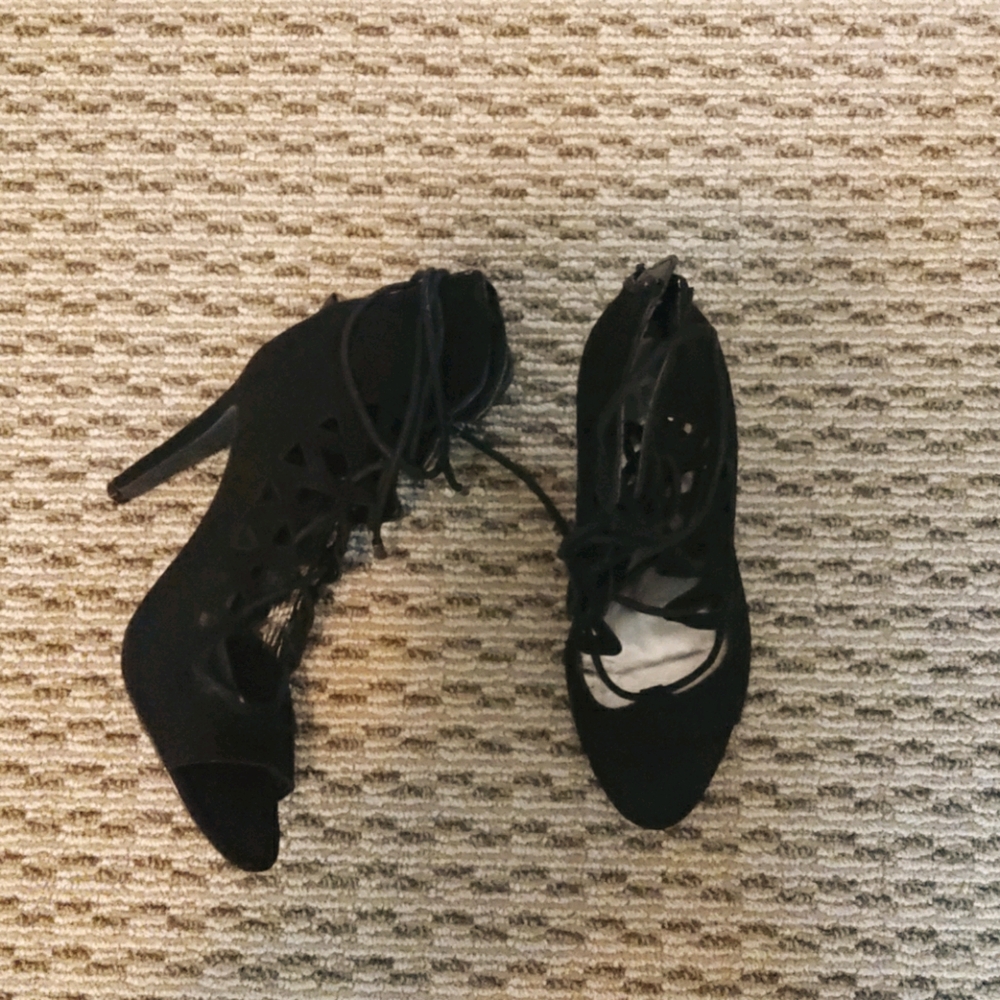 WORTHINGTON 4" Heels Black Swede Women's 6 1/2